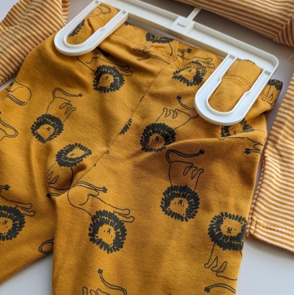NWT Carter's Roar 2 Onesies, Pair of Pants 3pc Set - size 9M - Picture 3 of 6